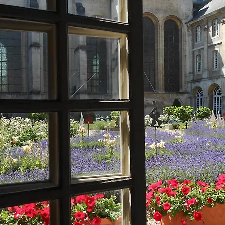 호텔 De L'abbaye Des Premontres