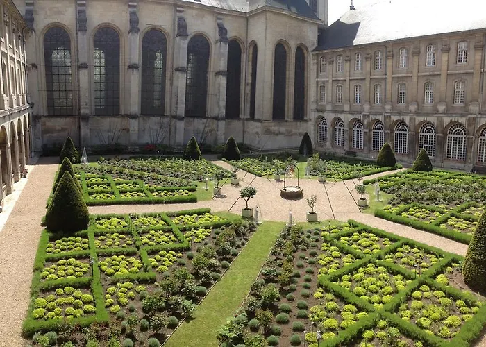 De L'abbaye Des Premontres 3*