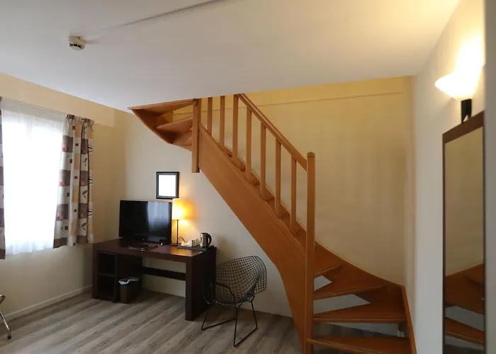 De L'abbaye Des Premontres 3*