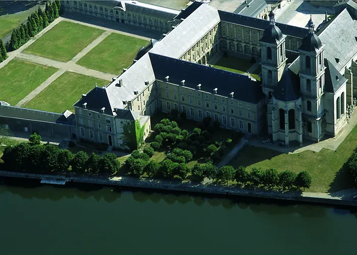 Hotel De L'abbaye Des Premontres