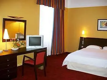 Hotel De L'abbaye Des Premontres